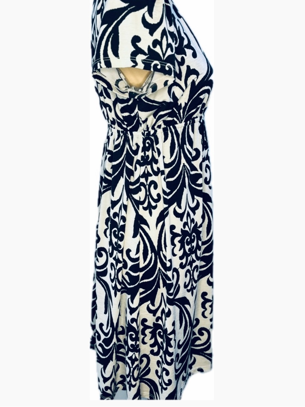 R Rouge Black and Cream V neck Dress - Picture 4 of 14